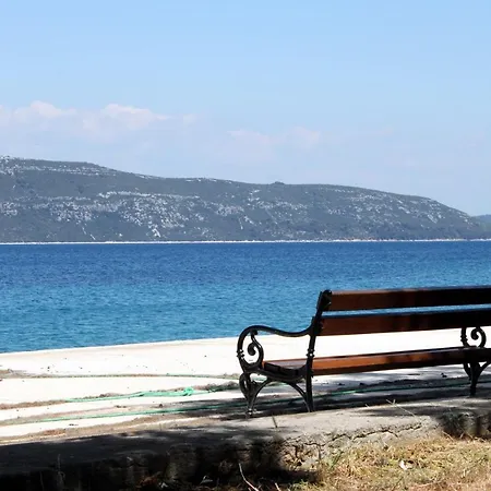 By The Sea شقة *