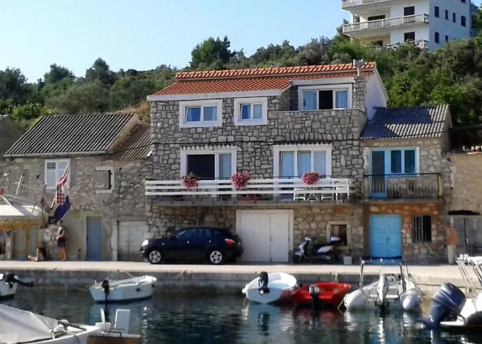 By The Sea شقة Mali Iž