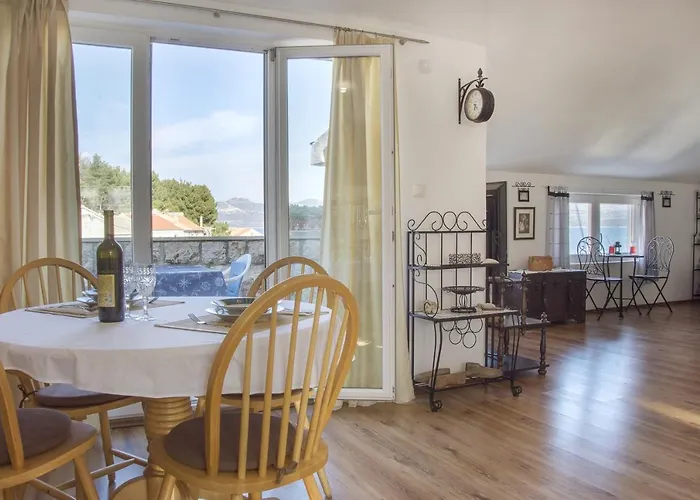 By The Sea Διαμέρισμα